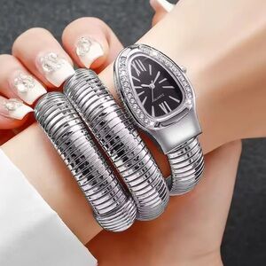 Serpenti Silver Snake Black Dial Wrap Watch